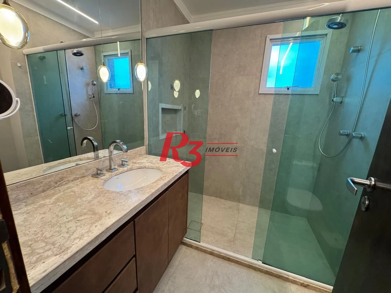 Apartamento Duplex com 3 dormitórios à venda, 115 m² por R$ 1.710.000,00 - Pompéia - Santos/SP