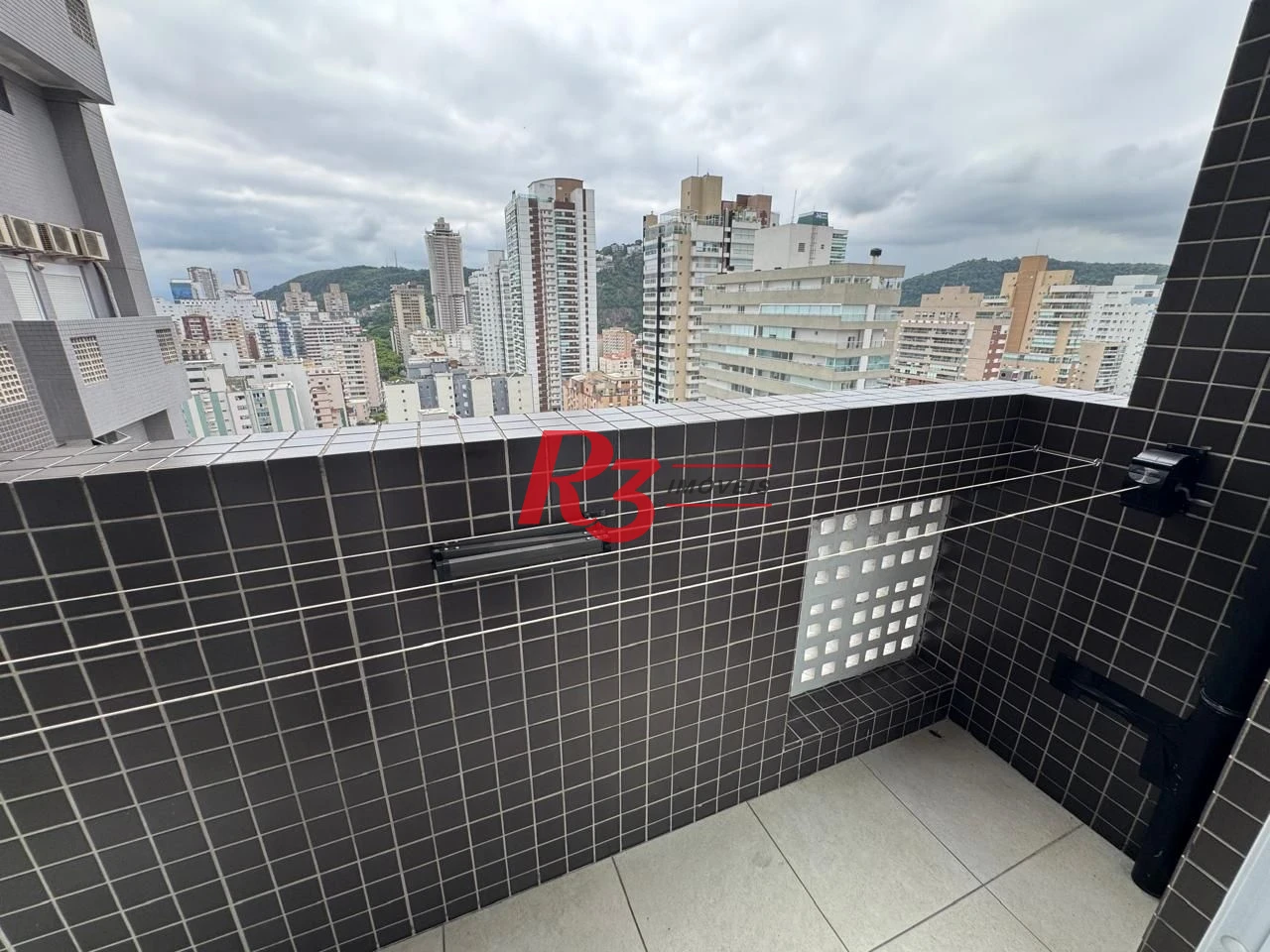 Apartamento Duplex com 3 dormitórios à venda, 115 m² por R$ 1.710.000,00 - Pompéia - Santos/SP