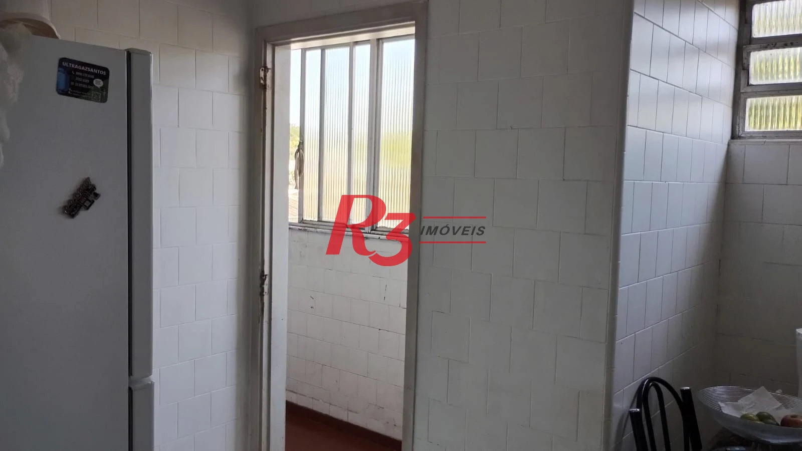 Apartamento com 3 dormitórios à venda, 69 m² por R$ 375.000,00 - Boqueirão - Santos/SP