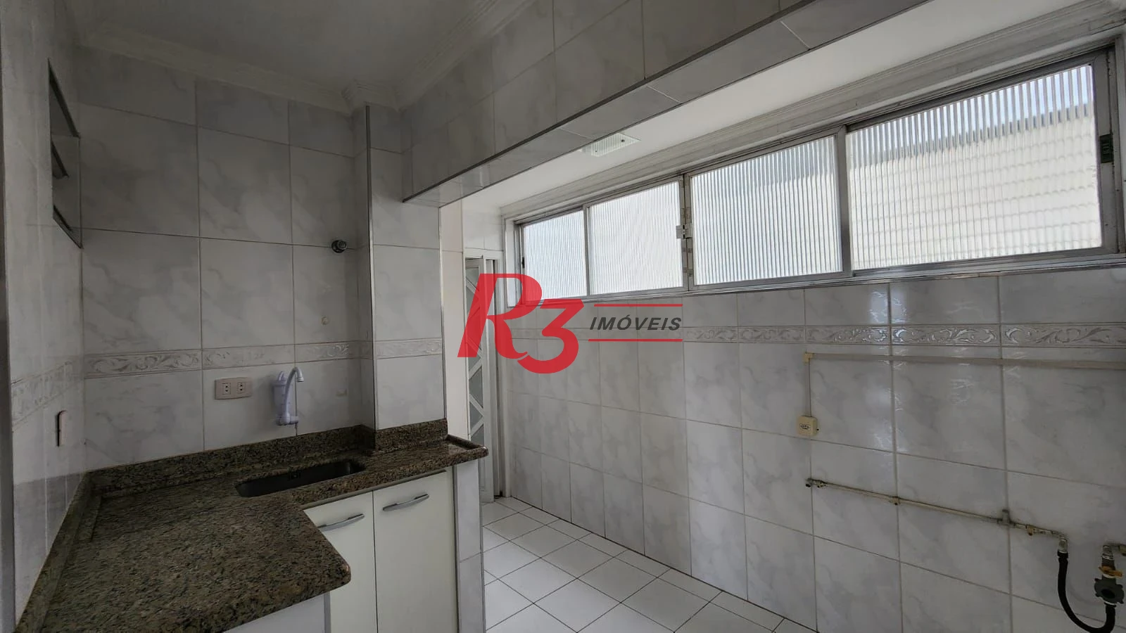 Apartamento com 2 dormitórios à venda, 84 m² por R$ 700.000,00 - Ponta da Praia - Santos/SP