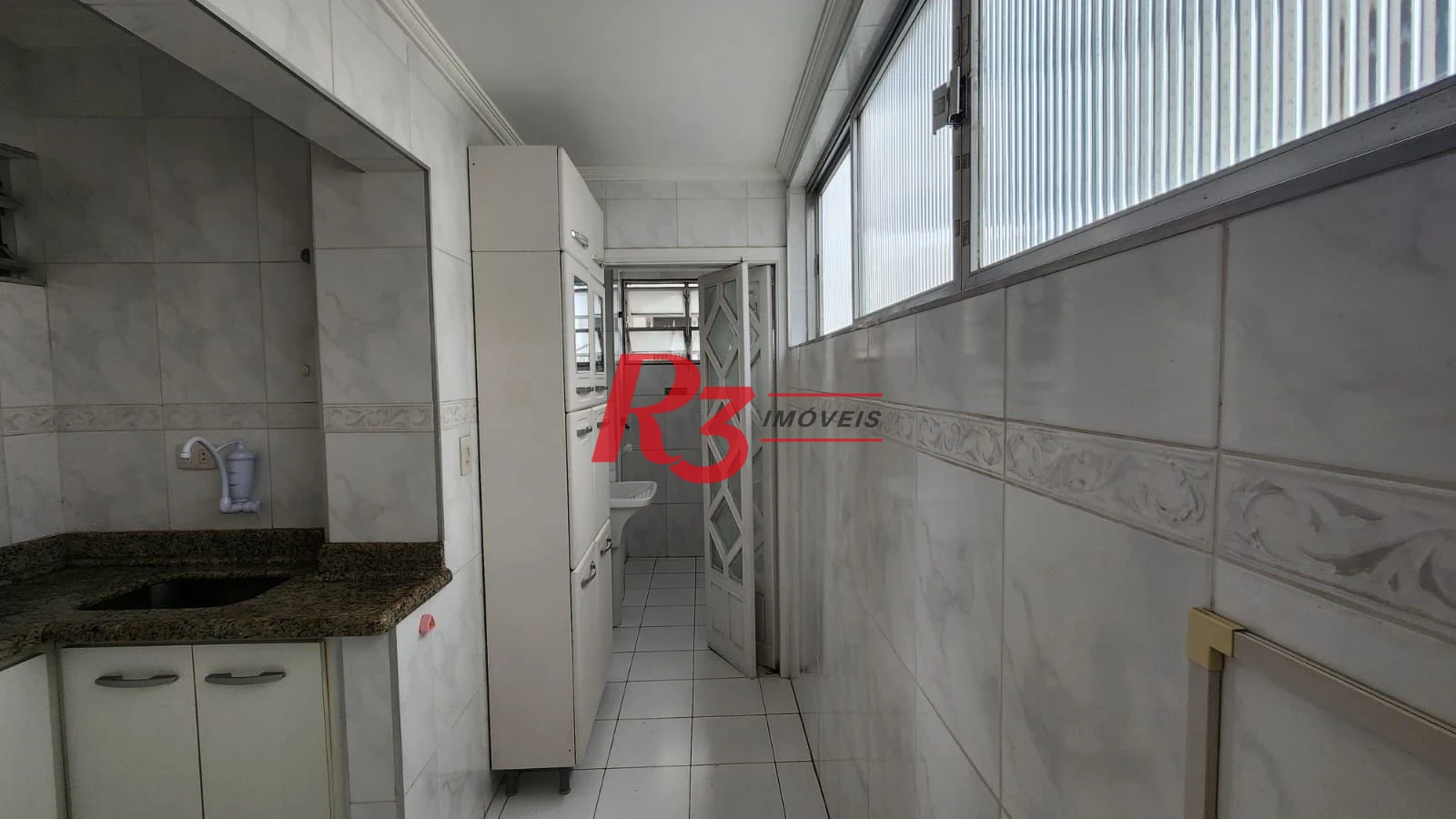 Apartamento com 2 dormitórios à venda, 84 m² por R$ 700.000,00 - Ponta da Praia - Santos/SP