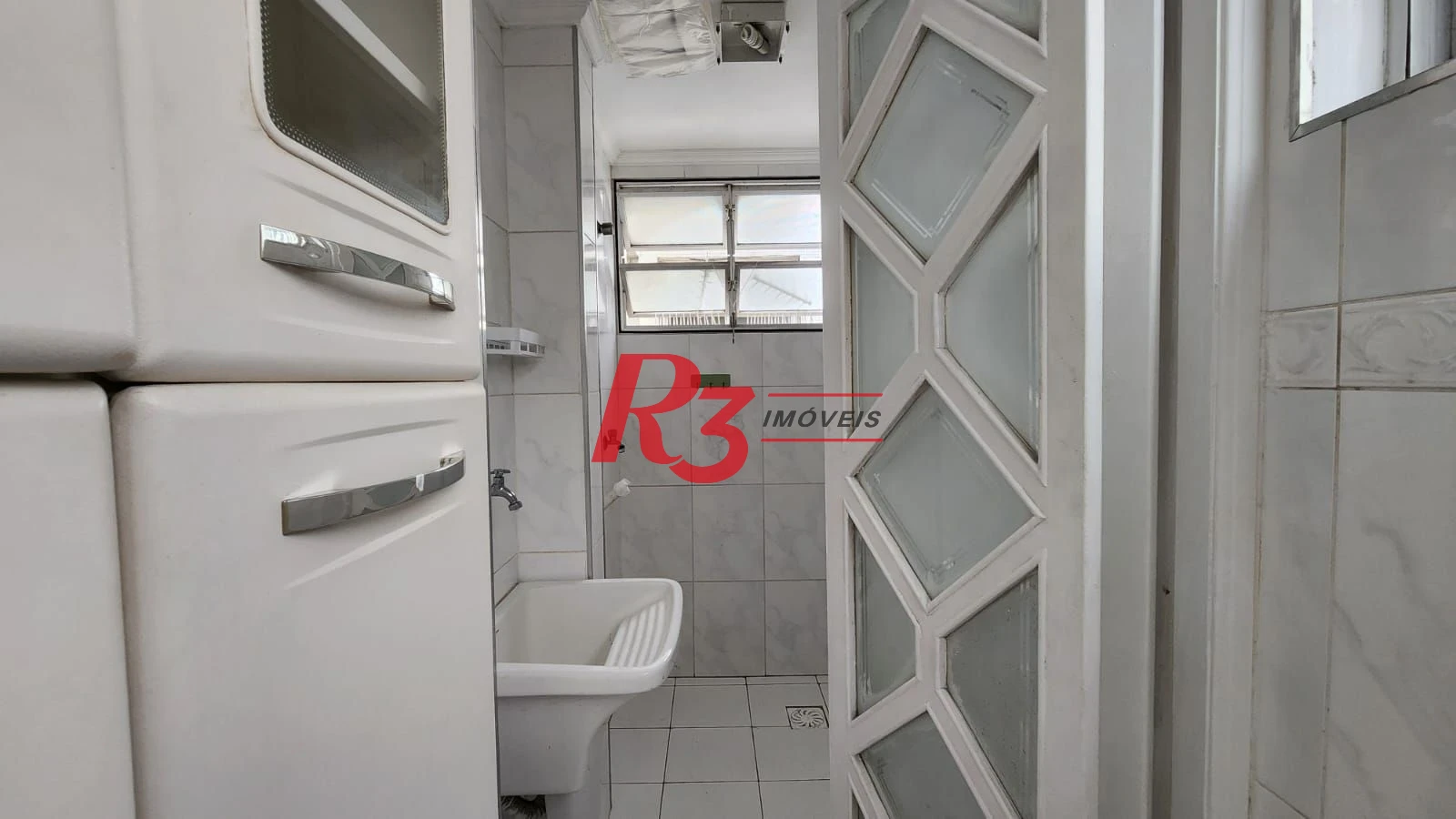 Apartamento com 2 dormitórios à venda, 84 m² por R$ 700.000,00 - Ponta da Praia - Santos/SP