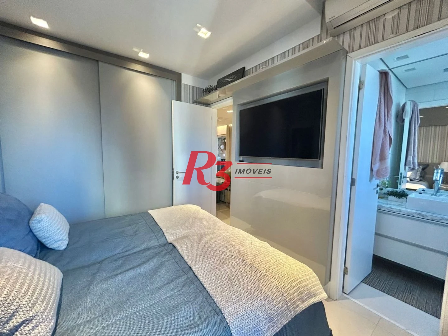 Apartamento com 3 dormitórios à venda, 178 m² por R$ 3.500.000,00 - Boqueirão - Santos/SP