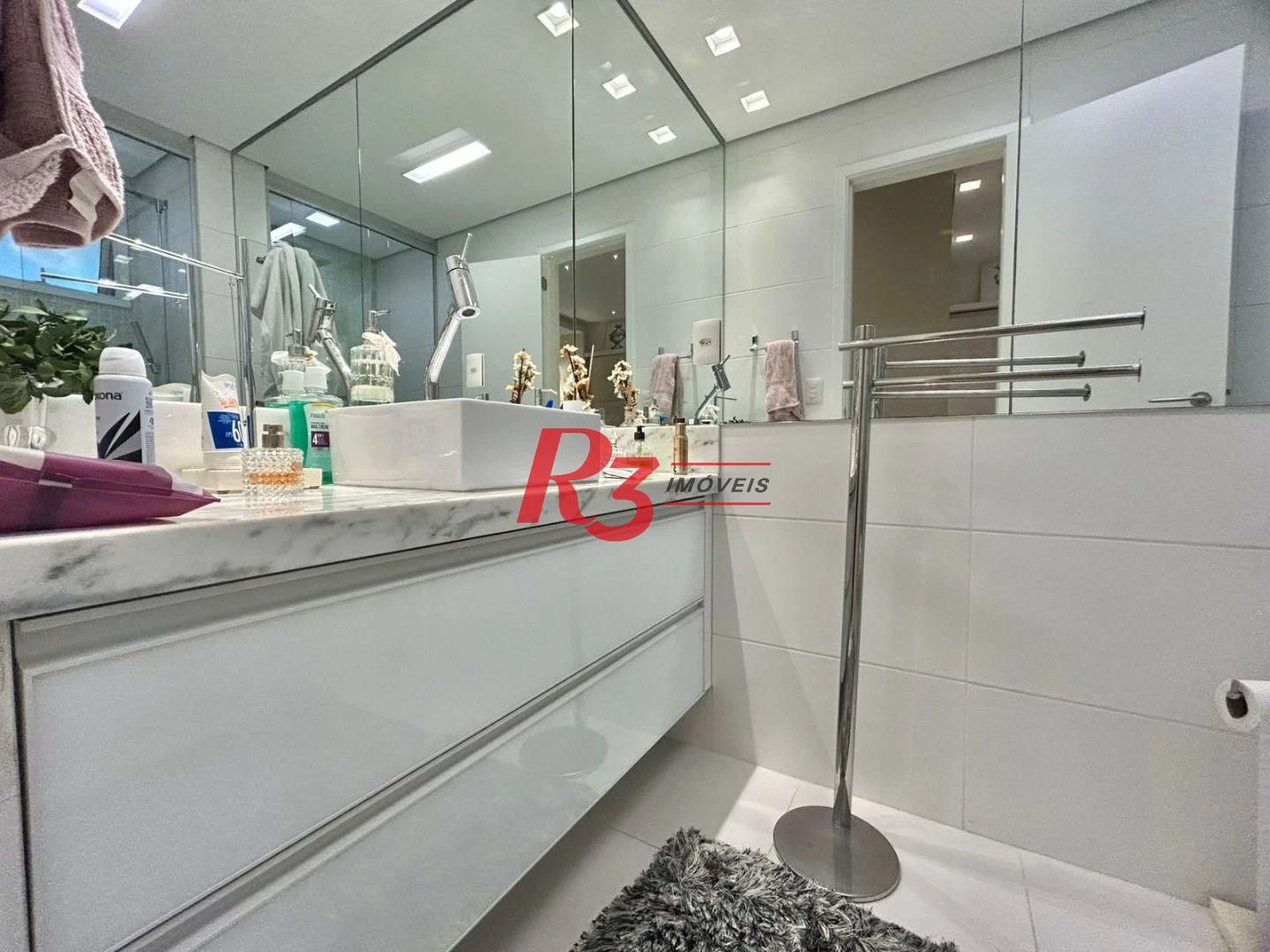 Apartamento com 3 dormitórios à venda, 178 m² por R$ 3.500.000,00 - Boqueirão - Santos/SP