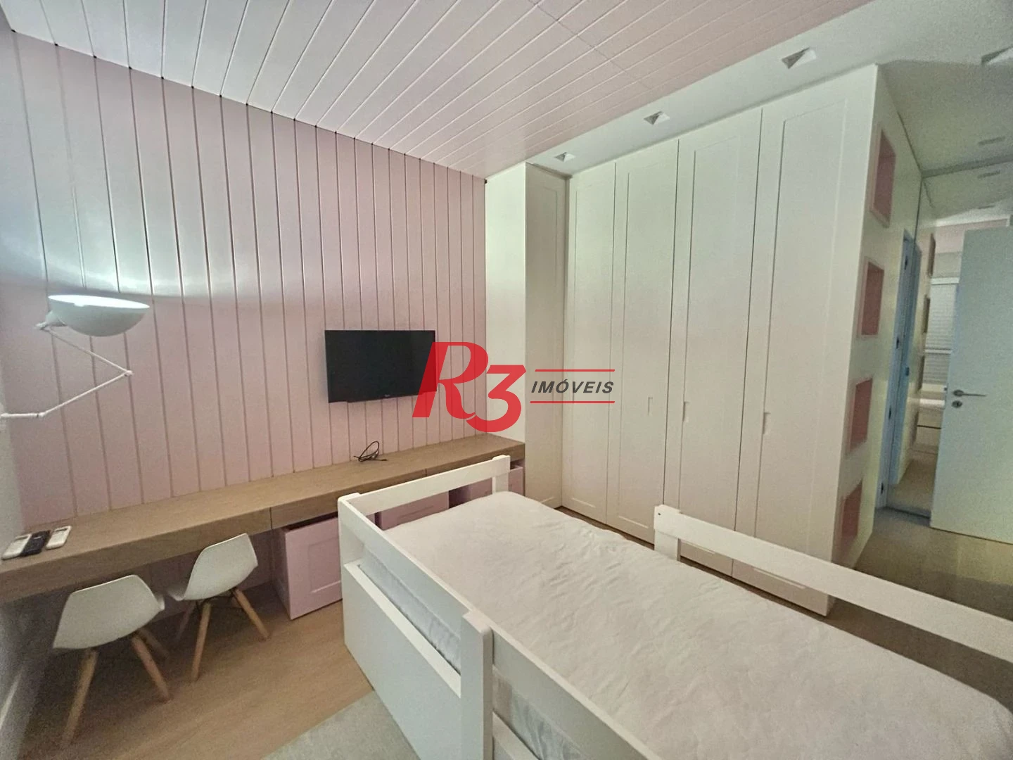Apartamento com 3 dormitórios à venda, 177 m² por R$ 3.280.000,00 - Boqueirão - Santos/SP