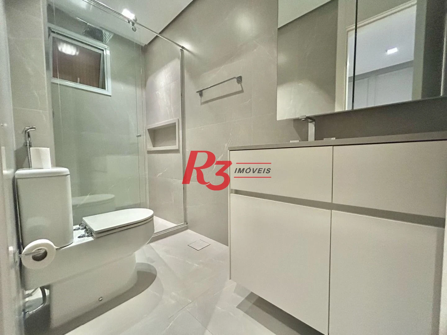 Apartamento com 3 dormitórios à venda, 177 m² por R$ 3.280.000,00 - Boqueirão - Santos/SP