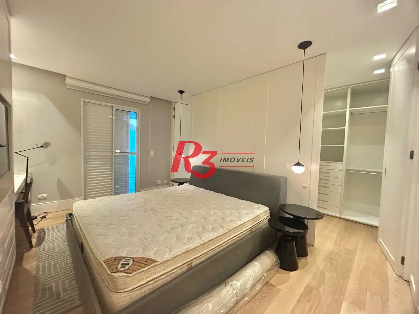 Apartamento com 3 dormitórios à venda, 177 m² por R$ 3.280.000,00 - Boqueirão - Santos/SP
