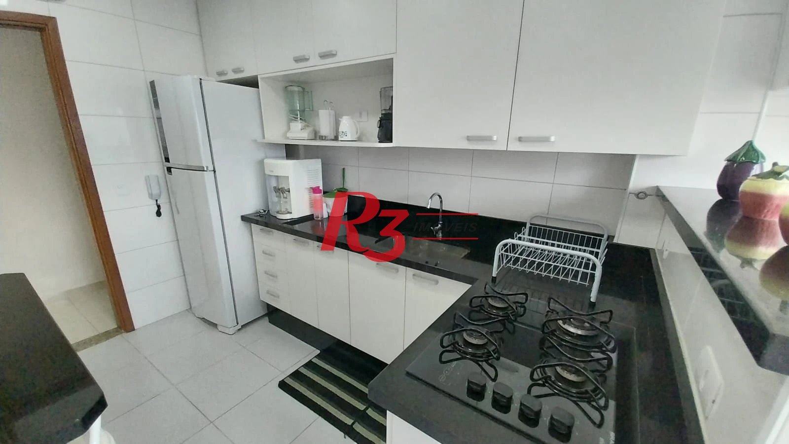 Apartamento com 2 dormitórios à venda, 73 m² por R$ 619.000,00 - Campo Grande - Santos/SP