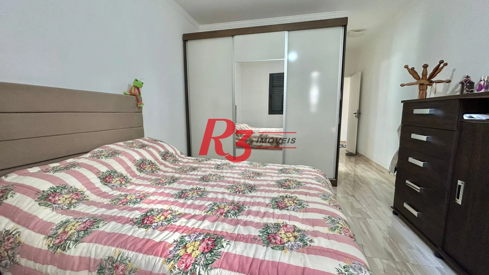 Apartamento com 3 dormitórios à venda, 170 m² por R$ 910.000,00 - Ponta da Praia - Santos/SP