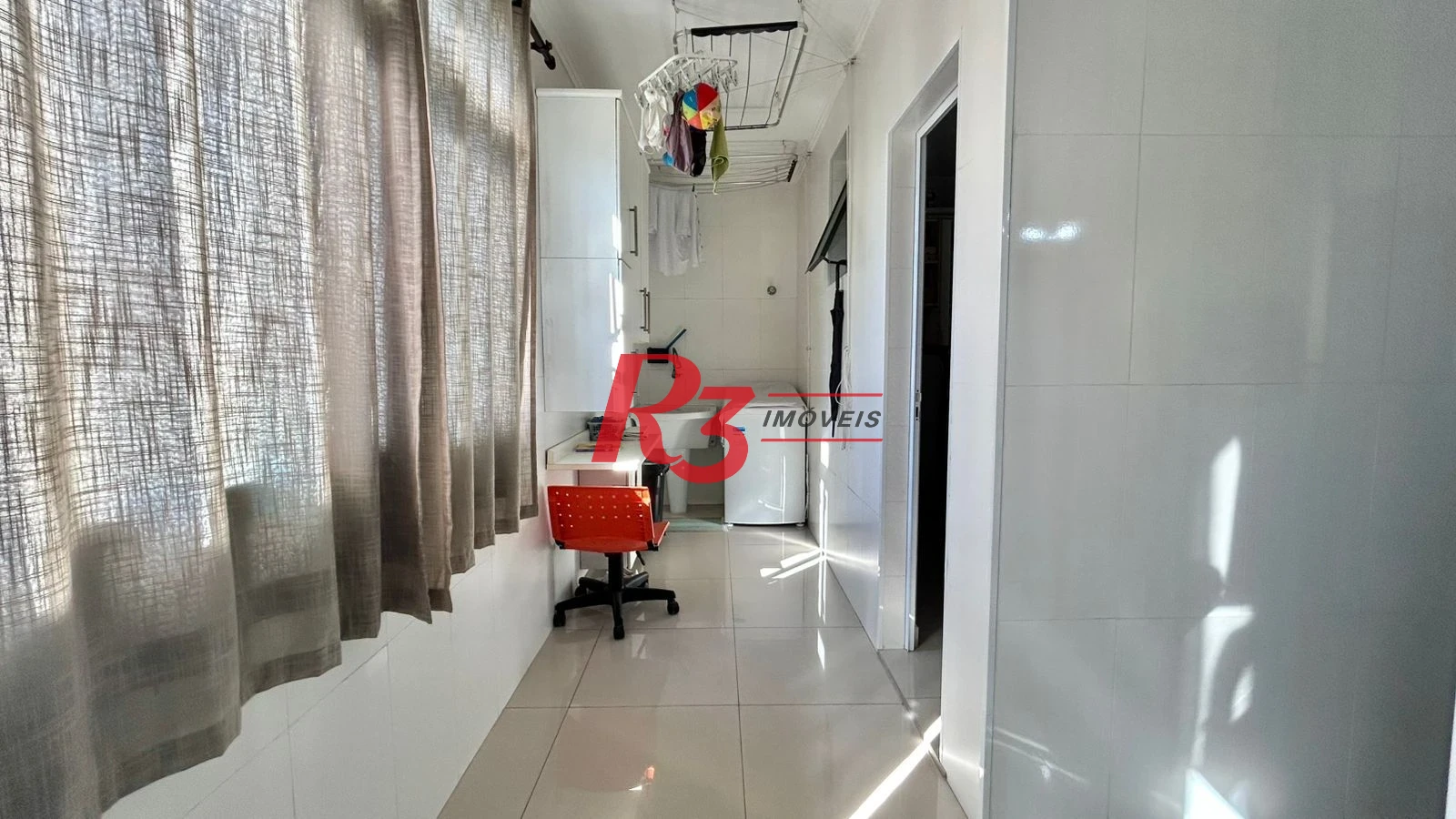 Apartamento com 3 dormitórios à venda, 170 m² por R$ 910.000,00 - Ponta da Praia - Santos/SP