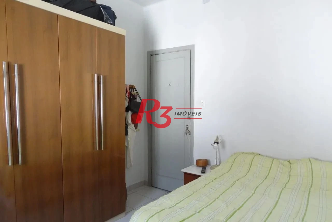 Sobrado com 4 dormitórios à venda, 210 m² por R$ 1.350.000,00 - Embaré - Santos/SP