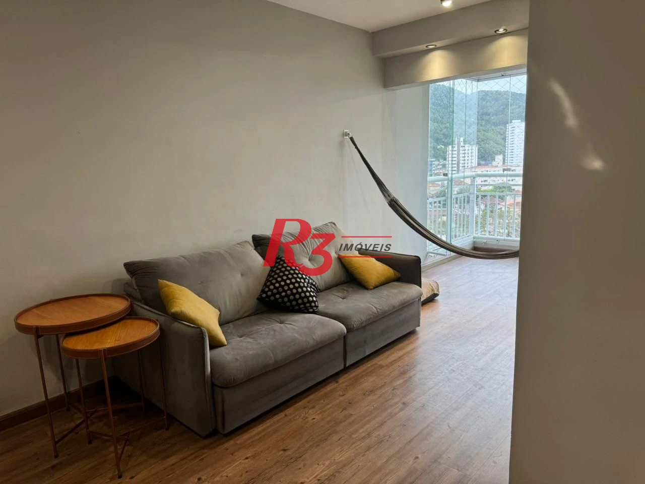 Apartamento com 3 dormitórios à venda, 84 m² por R$ 830.000,00 - Marapé - Santos/SP