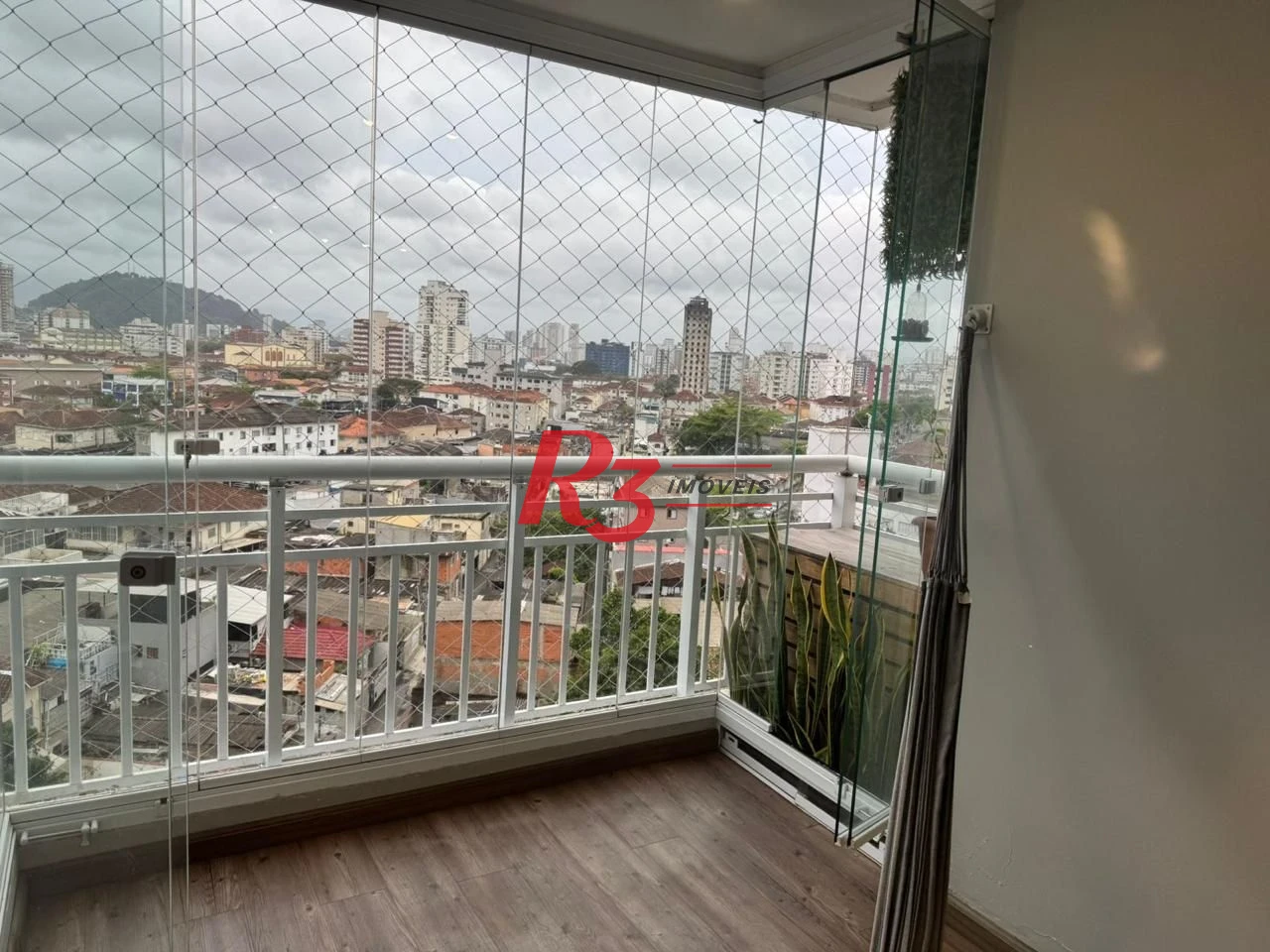 Apartamento com 3 dormitórios à venda, 84 m² por R$ 830.000,00 - Marapé - Santos/SP