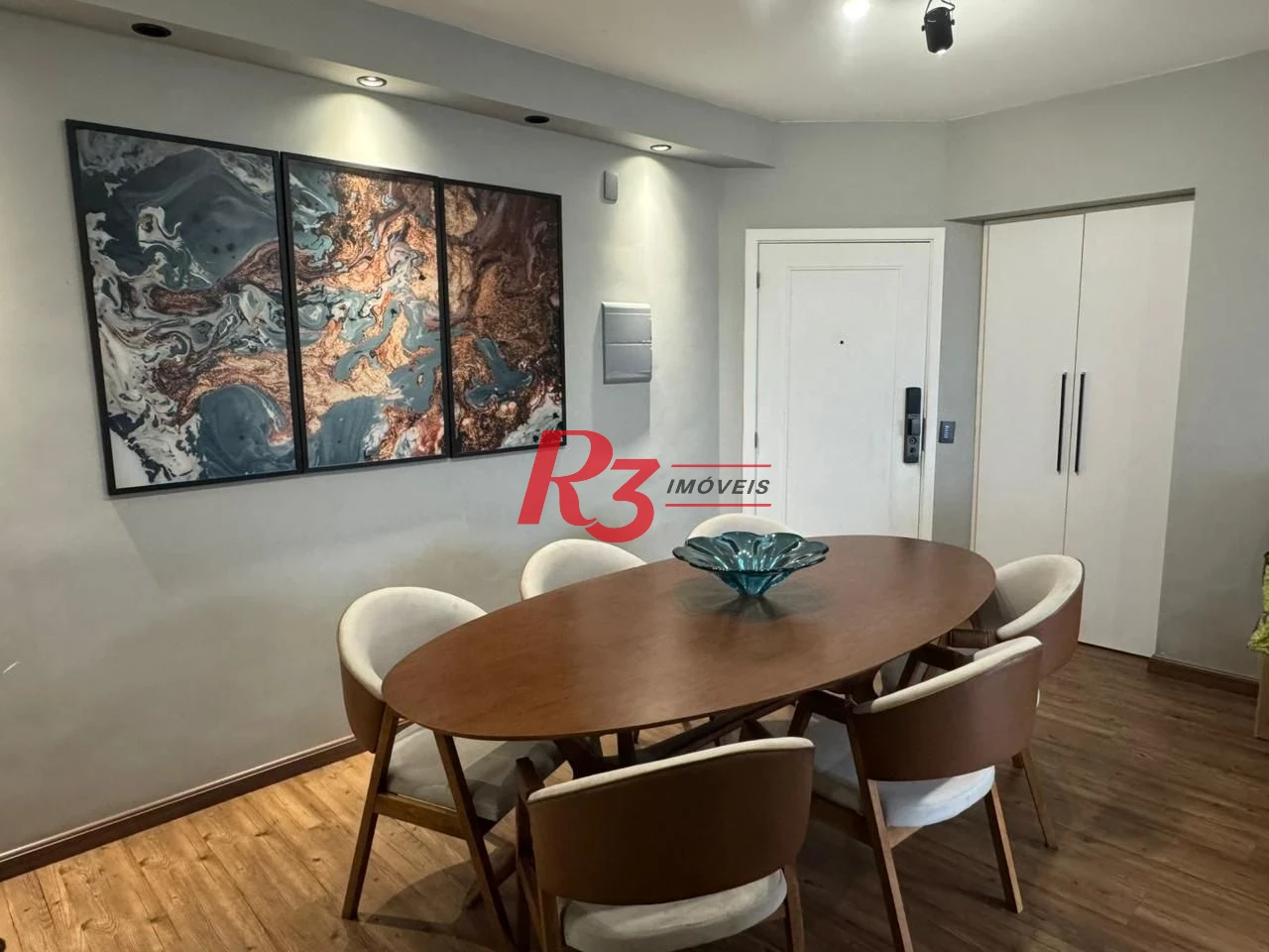 Apartamento com 3 dormitórios à venda, 84 m² por R$ 830.000,00 - Marapé - Santos/SP