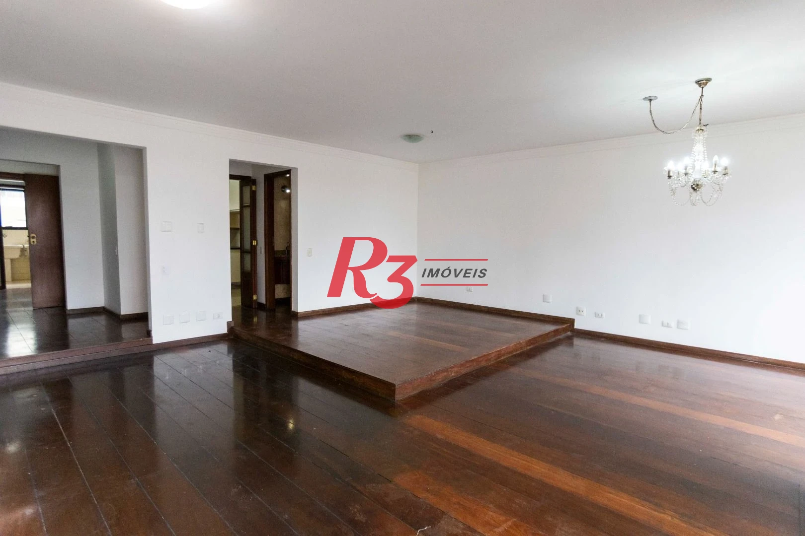 Apartamento com 3 dormitórios à venda, 183 m² por R$ 1.300.000,00 - Pompéia - Santos/SP