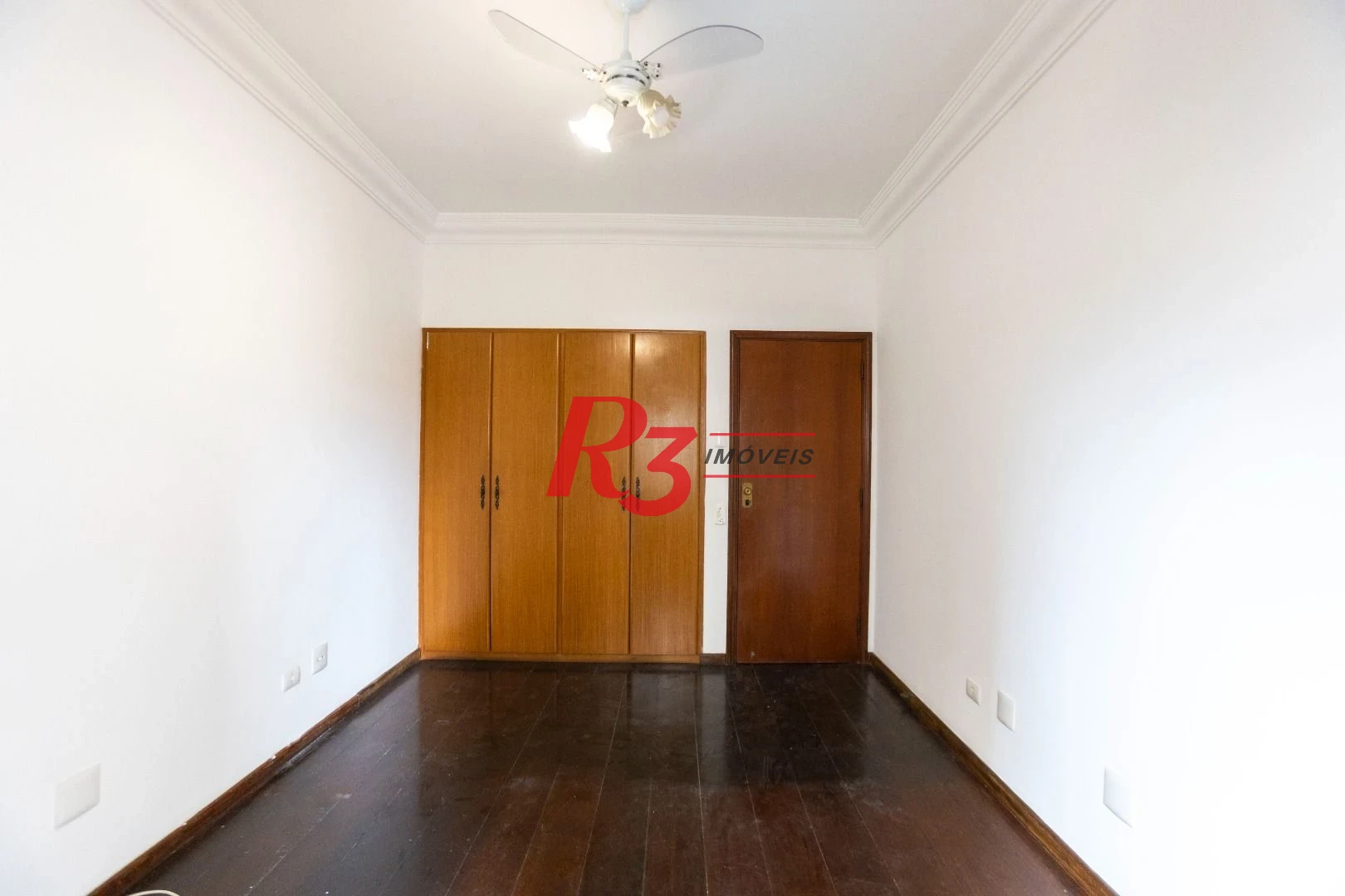 Apartamento com 3 dormitórios à venda, 183 m² por R$ 1.300.000,00 - Pompéia - Santos/SP