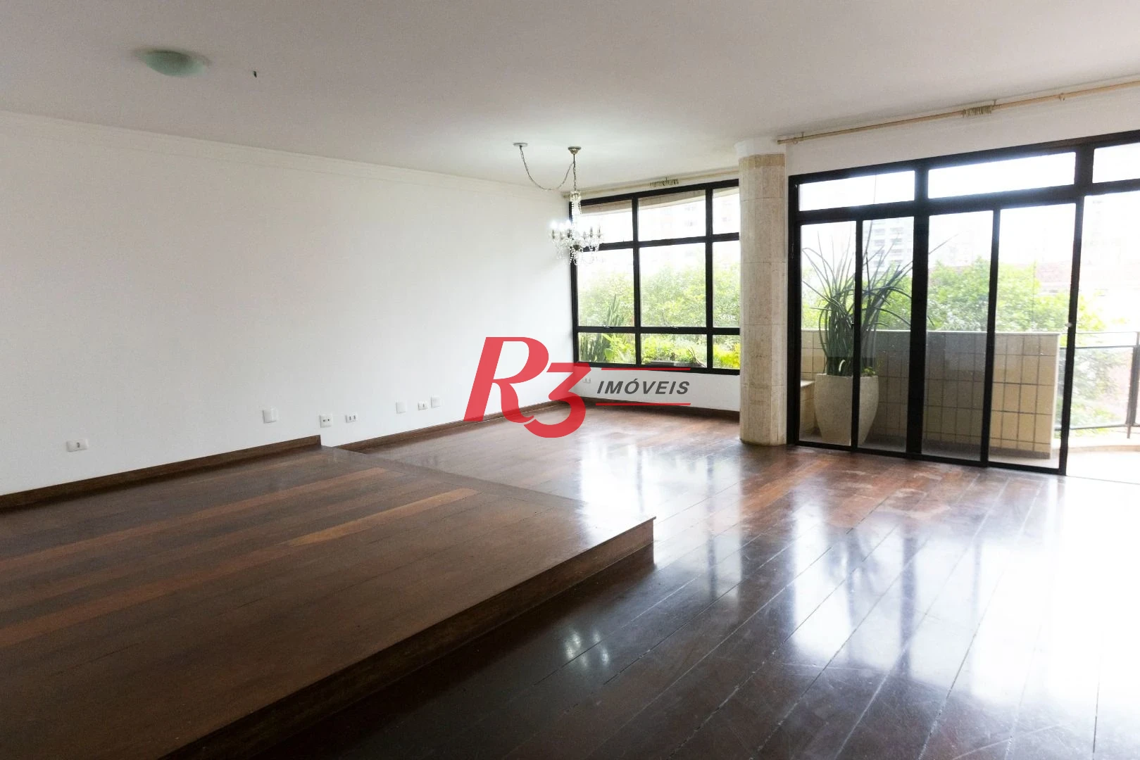 Apartamento com 3 dormitórios à venda, 183 m² por R$ 1.300.000,00 - Pompéia - Santos/SP