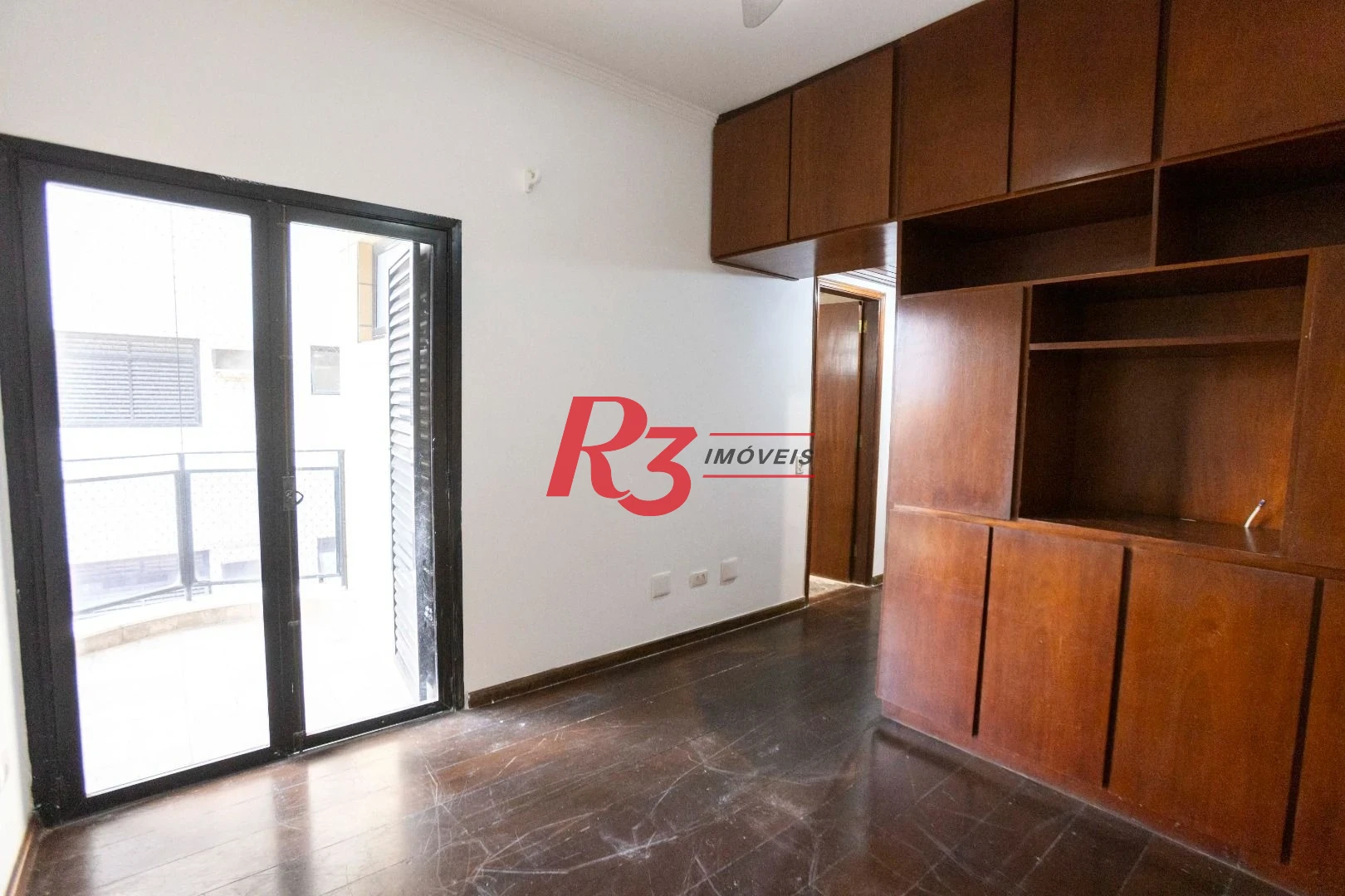 Apartamento com 3 dormitórios à venda, 183 m² por R$ 1.300.000,00 - Pompéia - Santos/SP