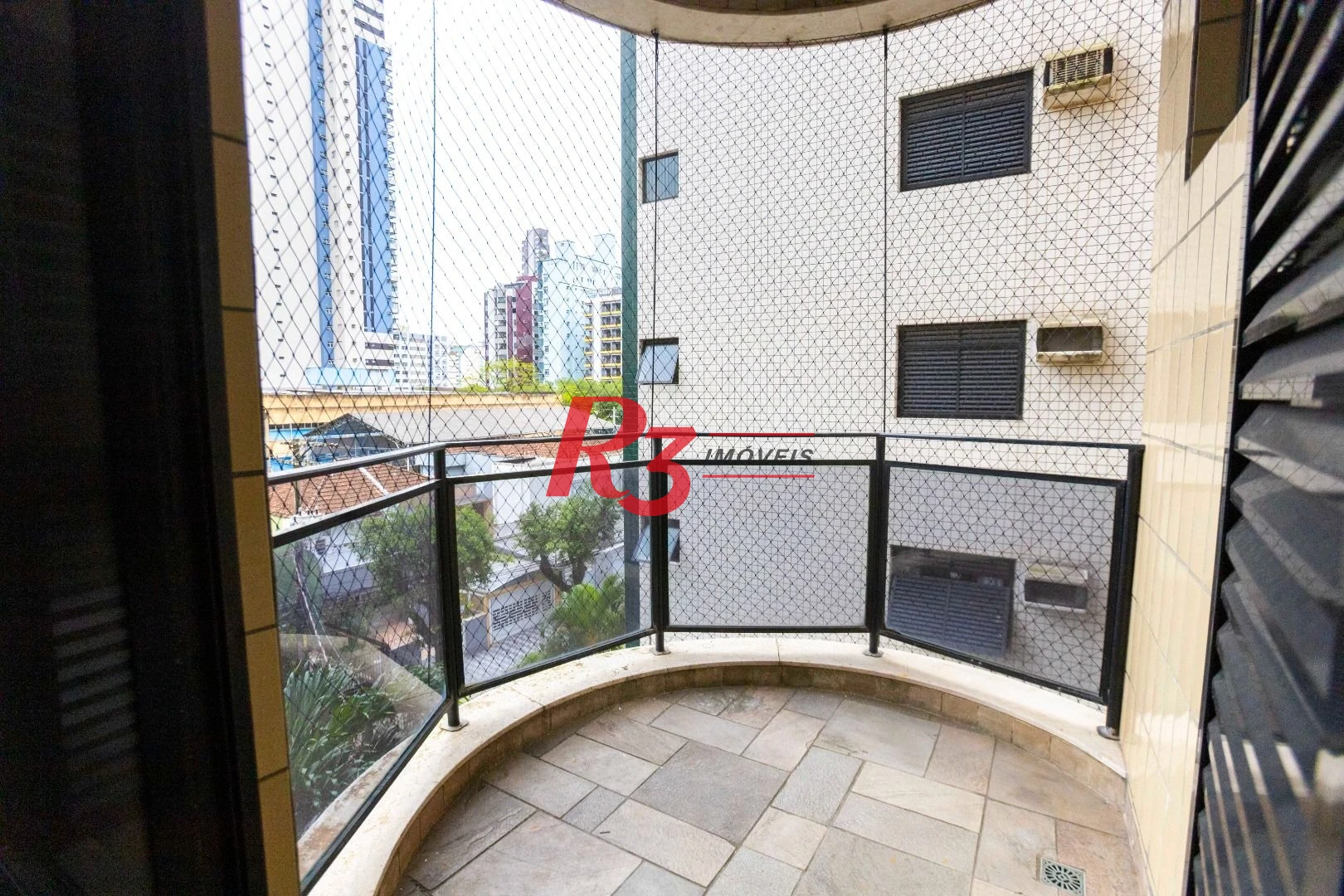 Apartamento com 3 dormitórios à venda, 183 m² por R$ 1.300.000,00 - Pompéia - Santos/SP