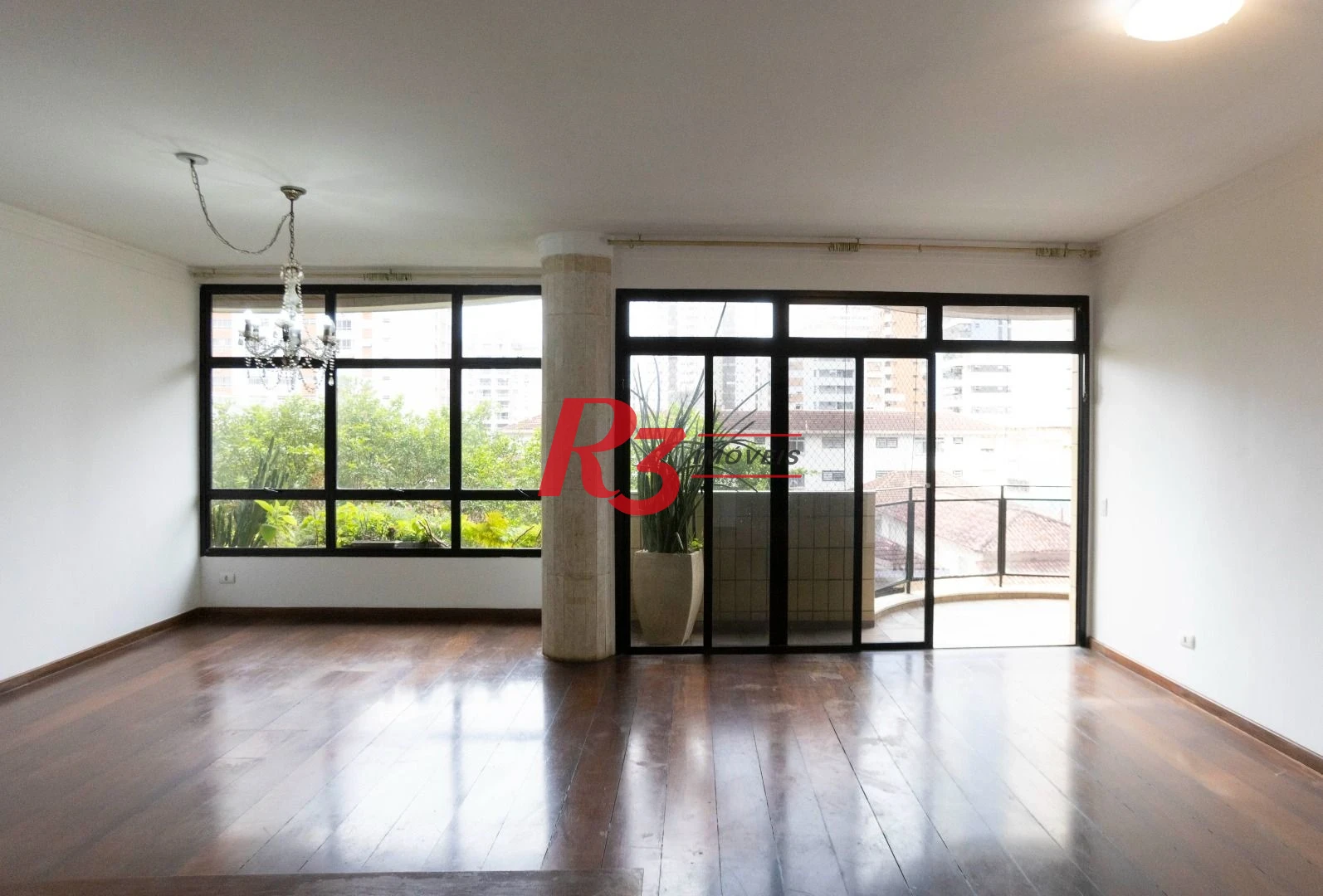 Apartamento com 3 dormitórios à venda, 183 m² por R$ 1.300.000,00 - Pompéia - Santos/SP