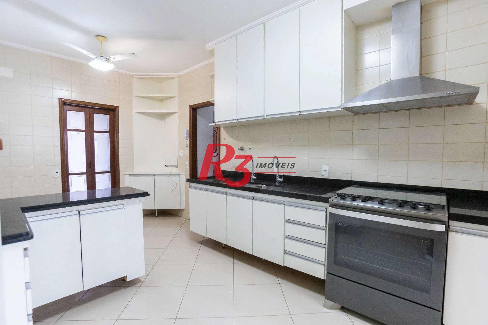 Apartamento com 3 dormitórios à venda, 183 m² por R$ 1.300.000,00 - Pompéia - Santos/SP