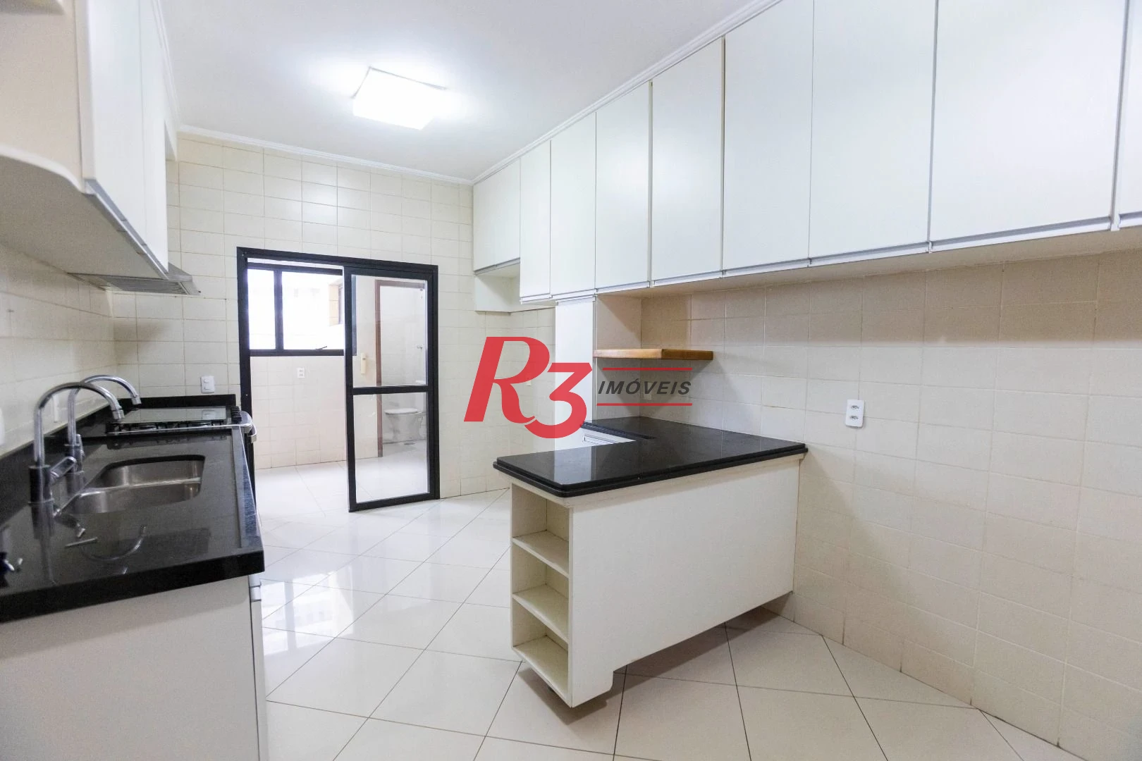 Apartamento com 3 dormitórios à venda, 183 m² por R$ 1.300.000,00 - Pompéia - Santos/SP