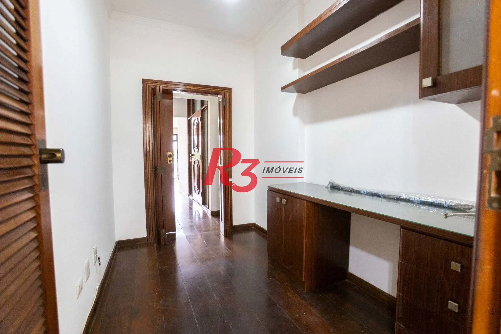 Apartamento com 3 dormitórios à venda, 183 m² por R$ 1.300.000,00 - Pompéia - Santos/SP