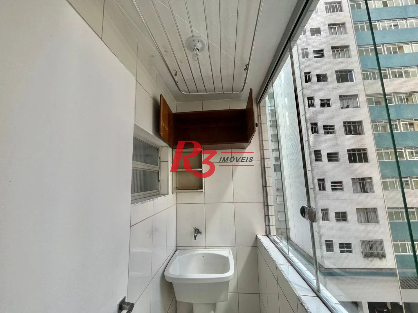 Apartamento para alugar, 69 m² por R$ 3.500,00/mês - José Menino - Santos/SP