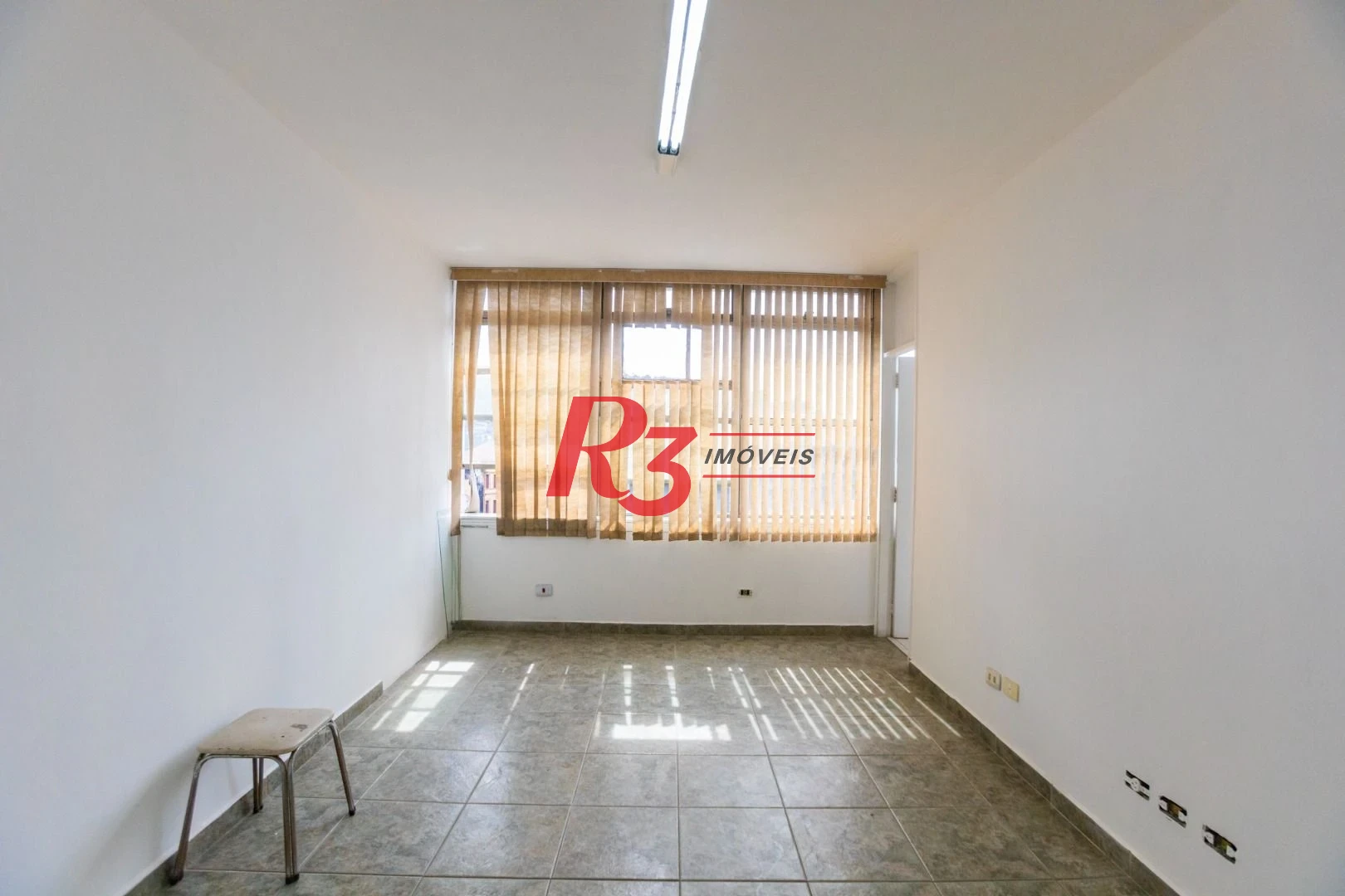 Sala para alugar, 29 m² por R$ 3.000,00/mês - Centro - Santos/SP