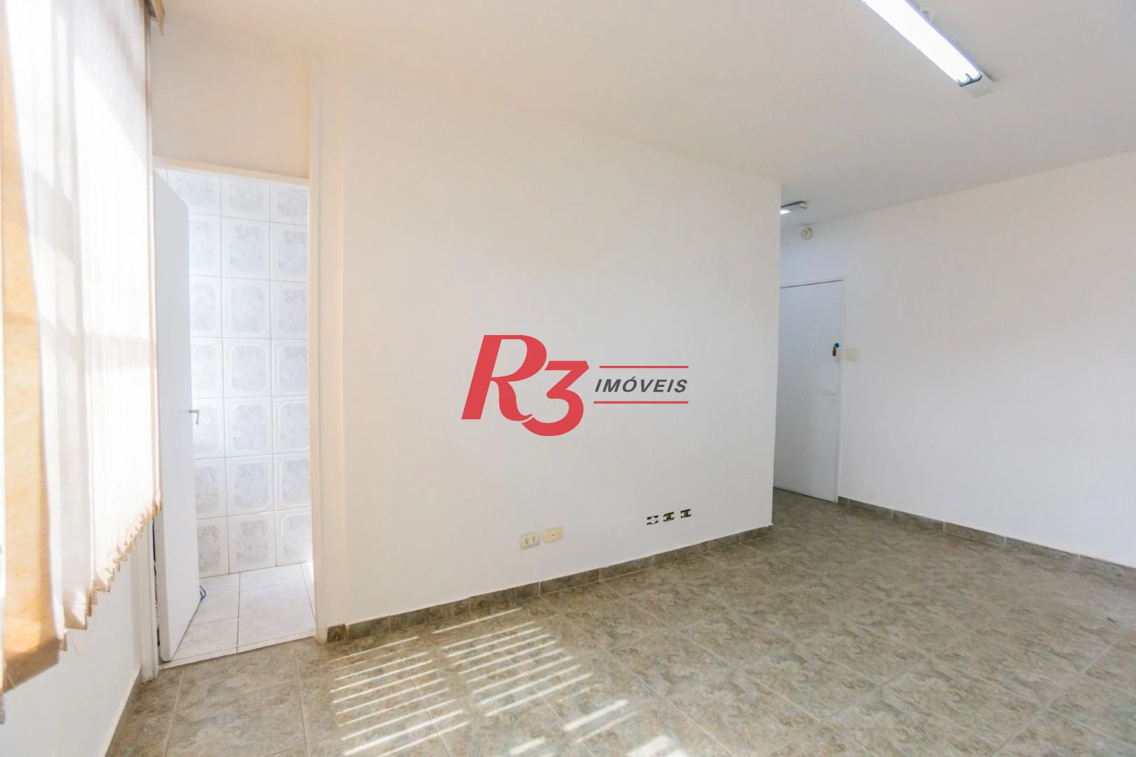 Sala para alugar, 29 m² por R$ 3.000,00/mês - Centro - Santos/SP