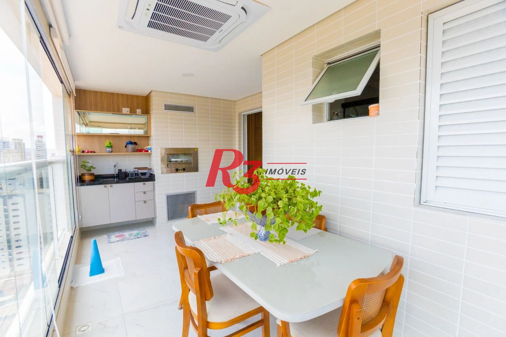 Apartamento à venda, 116 m² por R$ 2.456.000,00 - Gonzaga - Santos/SP