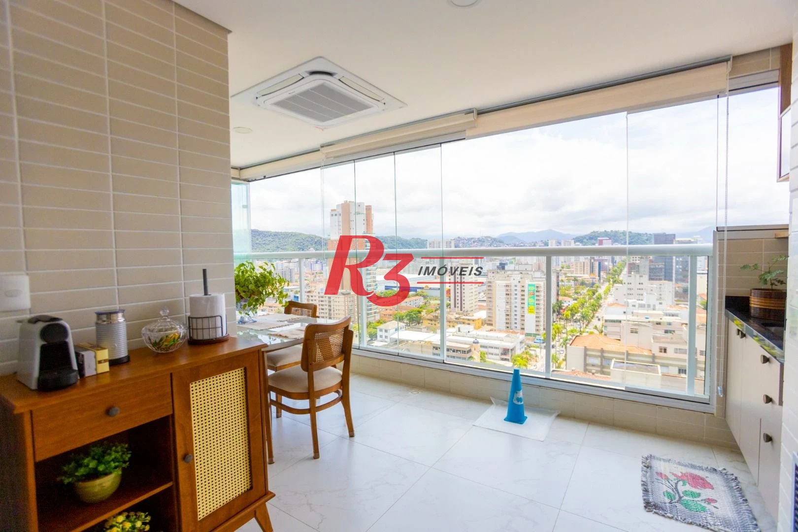 Apartamento à venda, 116 m² por R$ 2.456.000,00 - Gonzaga - Santos/SP
