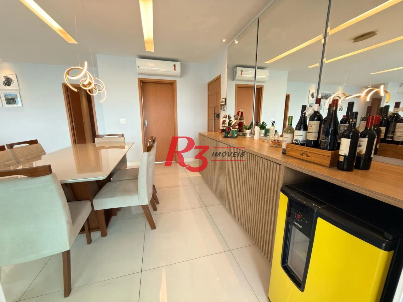 Apartamento com 3 dormitórios à venda, 179 m² por R$ 2.500.000,00 - Gonzaga - Santos/SP