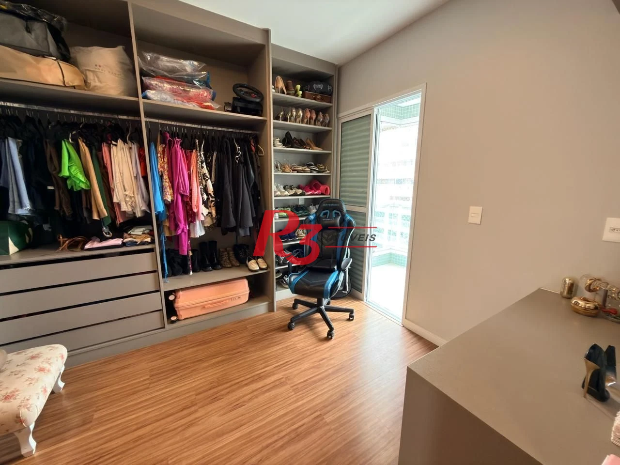 Apartamento com 3 dormitórios à venda, 179 m² por R$ 2.500.000,00 - Gonzaga - Santos/SP
