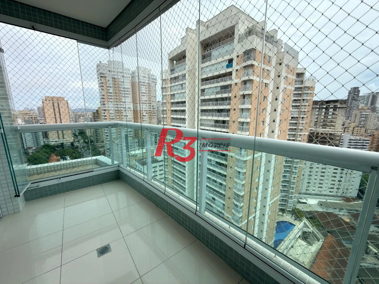 Apartamento com 3 dormitórios à venda, 179 m² por R$ 2.500.000,00 - Gonzaga - Santos/SP