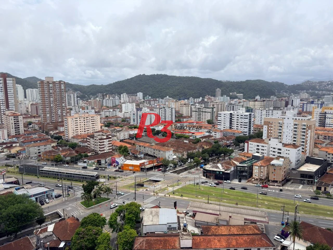 Apartamento com 3 dormitórios à venda, 179 m² por R$ 2.500.000,00 - Gonzaga - Santos/SP
