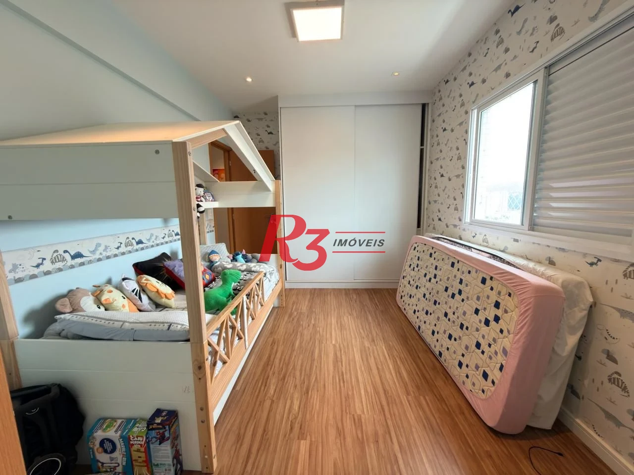 Apartamento com 3 dormitórios à venda, 179 m² por R$ 2.500.000,00 - Gonzaga - Santos/SP