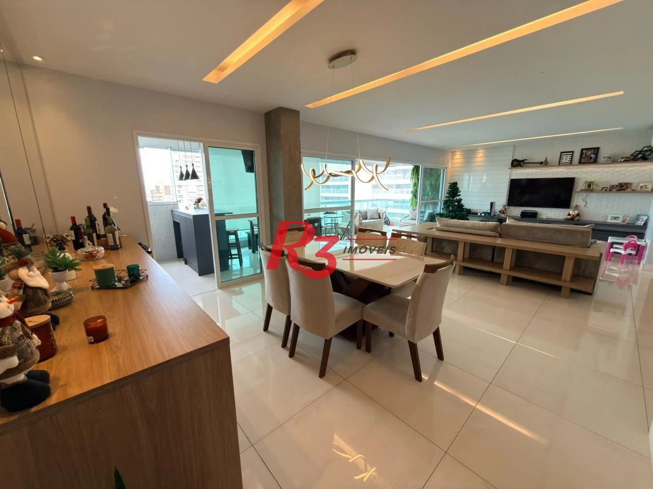 Apartamento com 3 dormitórios à venda, 179 m² por R$ 2.500.000,00 - Gonzaga - Santos/SP