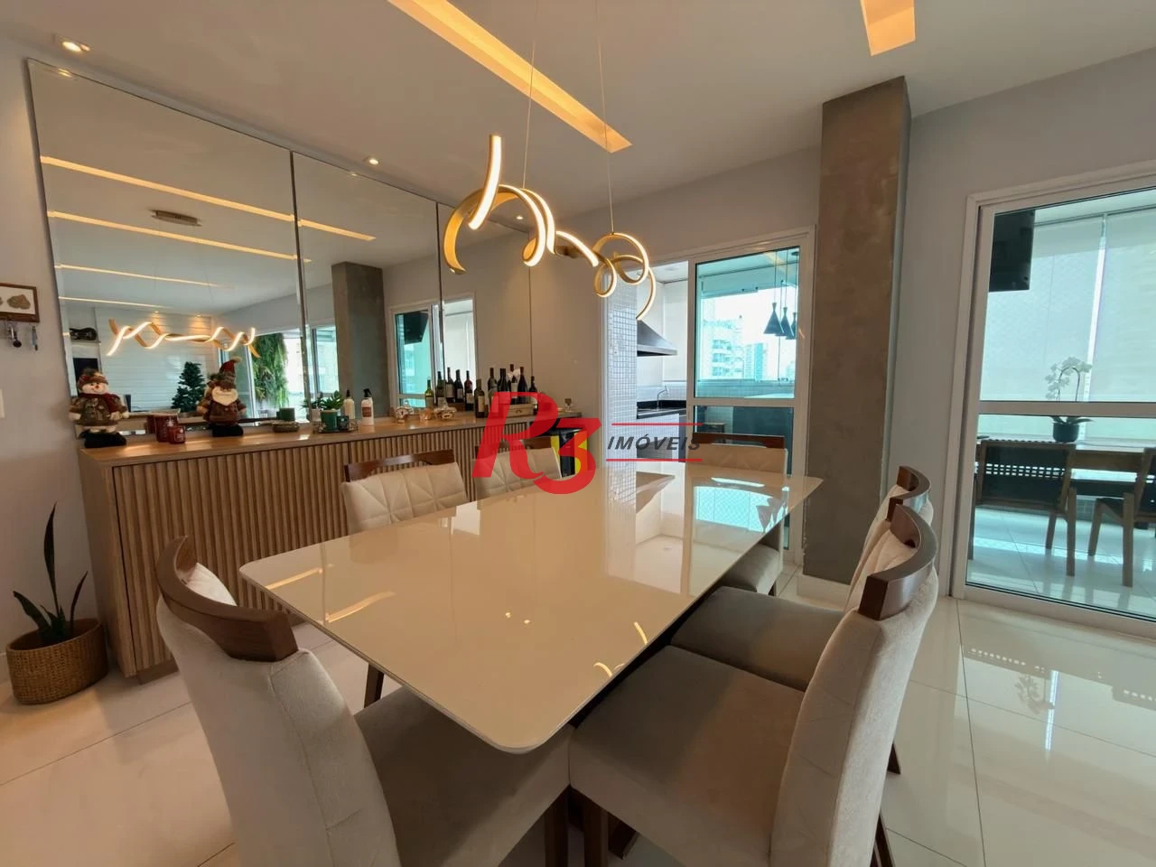 Apartamento com 3 dormitórios à venda, 179 m² por R$ 2.500.000,00 - Gonzaga - Santos/SP