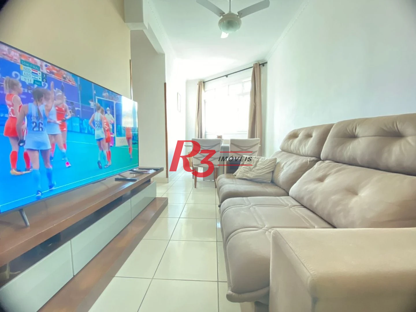 Apartamento com 2 dormitórios à venda, 71 m² por R$ 350.000,00 - Marapé - Santos/SP