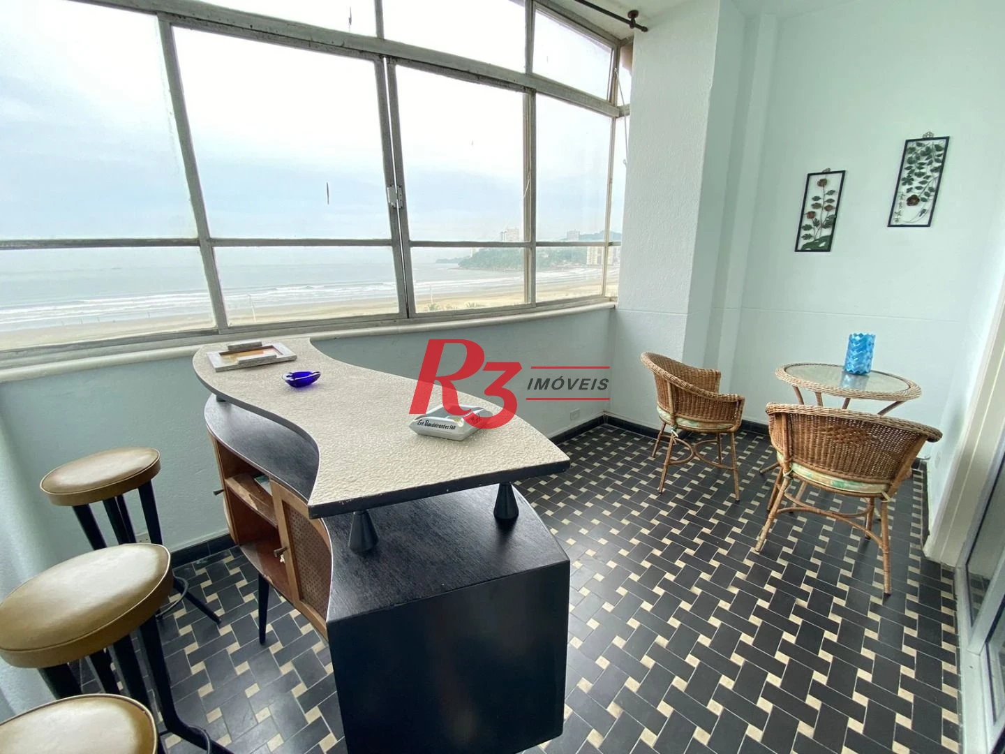 Apartamento com 3 dormitórios, 134 m² - venda por R$ 700.000,00 ou aluguel por R$ 6.260,00/mês - Itararé - São Vicente/SP