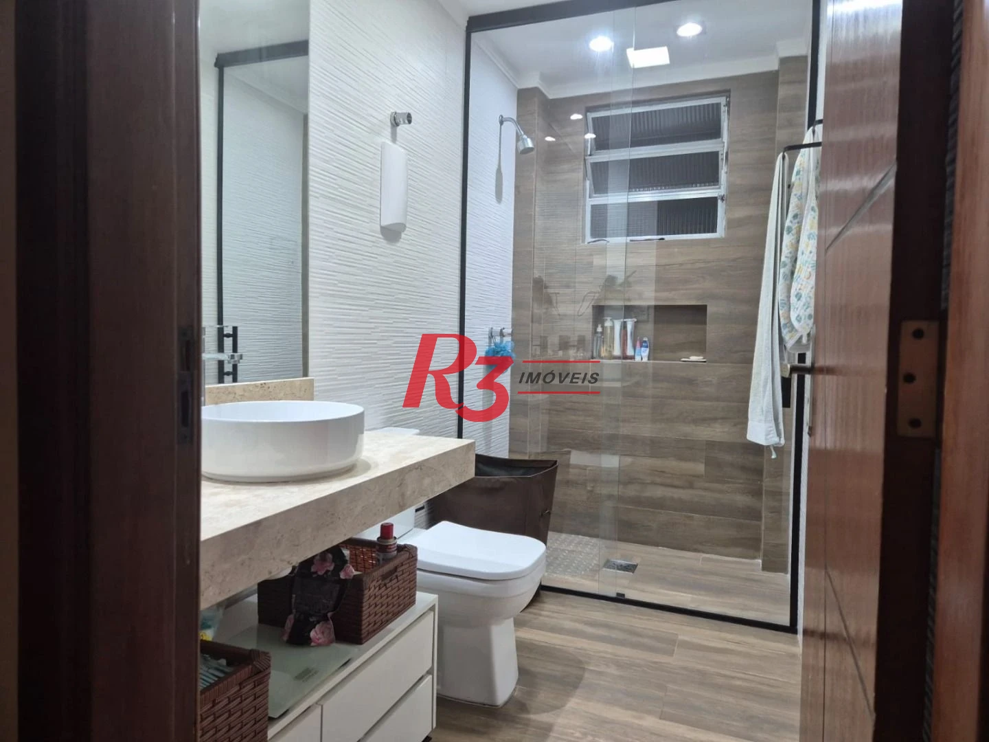 Apartamento com 3 dormitórios à venda, 133 m² por R$ 645.000,00 - Marapé - Santos/SP