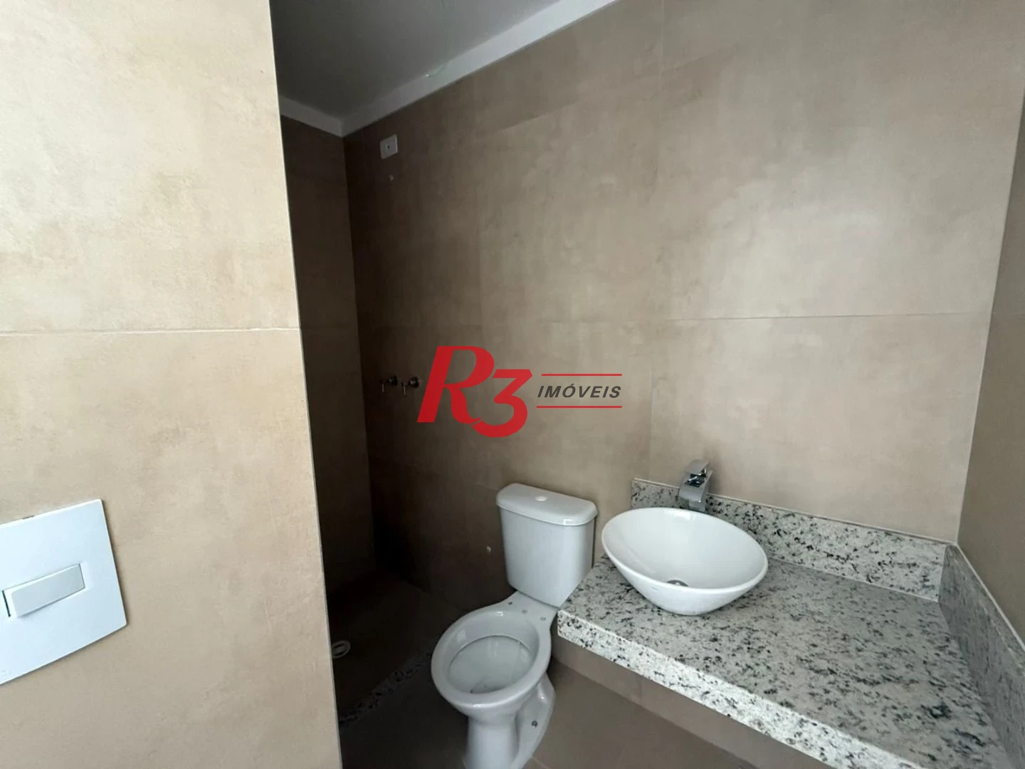 Apartamento com 3 dormitórios à venda, 121 m² por R$ 1.300.000,00 - Canto do Forte - Praia Grande/SP