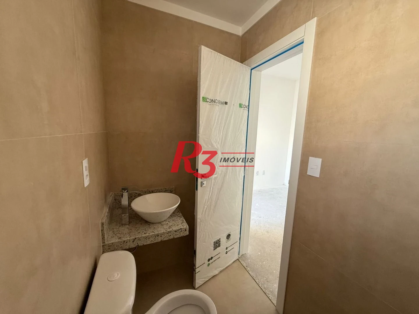 Apartamento com 3 dormitórios à venda, 121 m² por R$ 1.300.000,00 - Canto do Forte - Praia Grande/SP