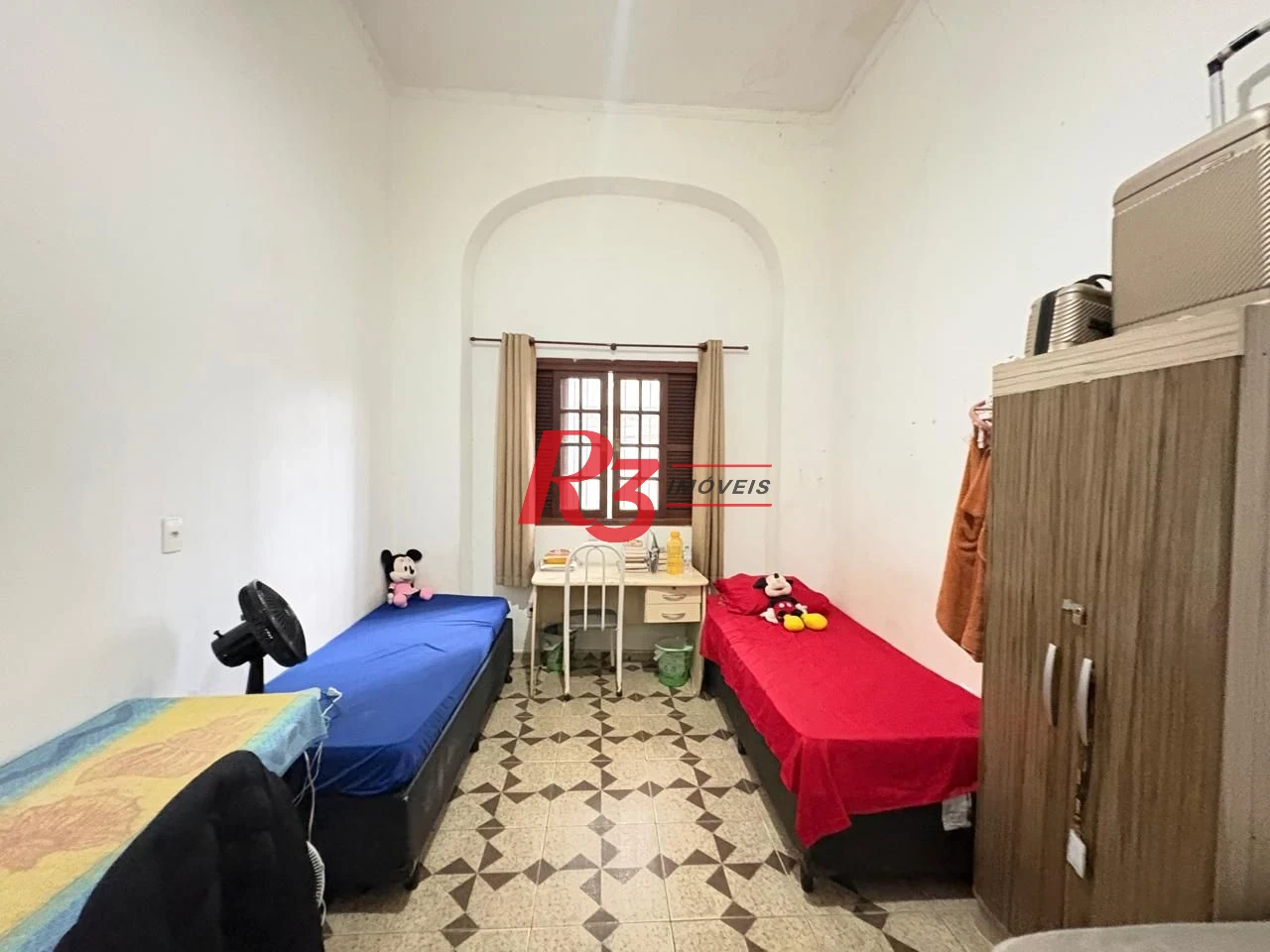 Casa à venda, 400 m² por R$ 645.000,00 - Encruzilhada - Santos/SP