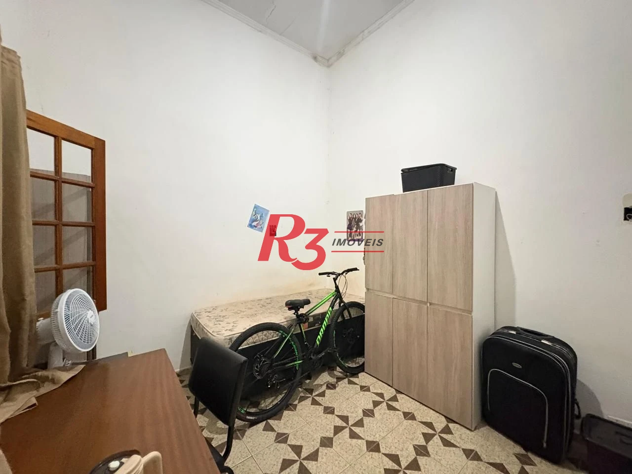 Casa à venda, 400 m² por R$ 645.000,00 - Encruzilhada - Santos/SP