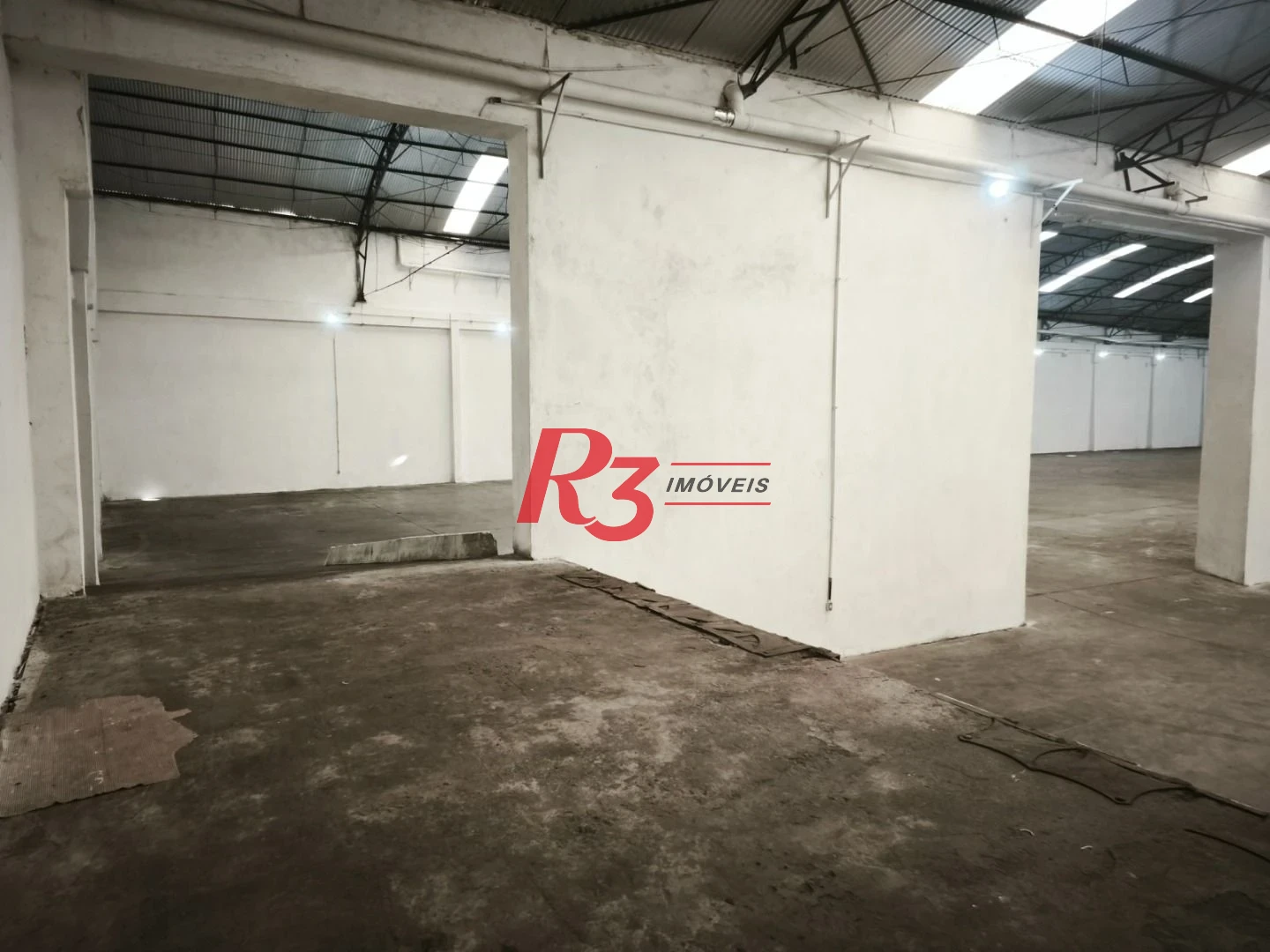 Galpão para alugar, 3497 m² por R$ 90.000,01/mês - Paquetá - Santos/SP