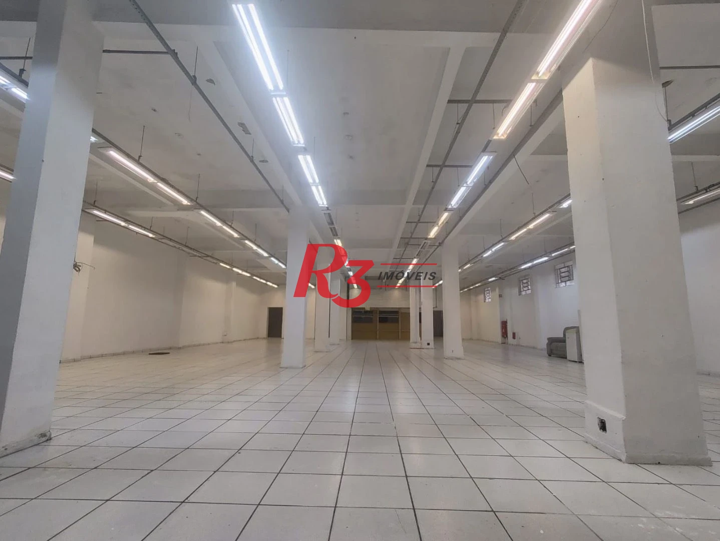 Loja para alugar, 600 m² por R$ 20.000,00/mês - Centro - São Vicente/SP