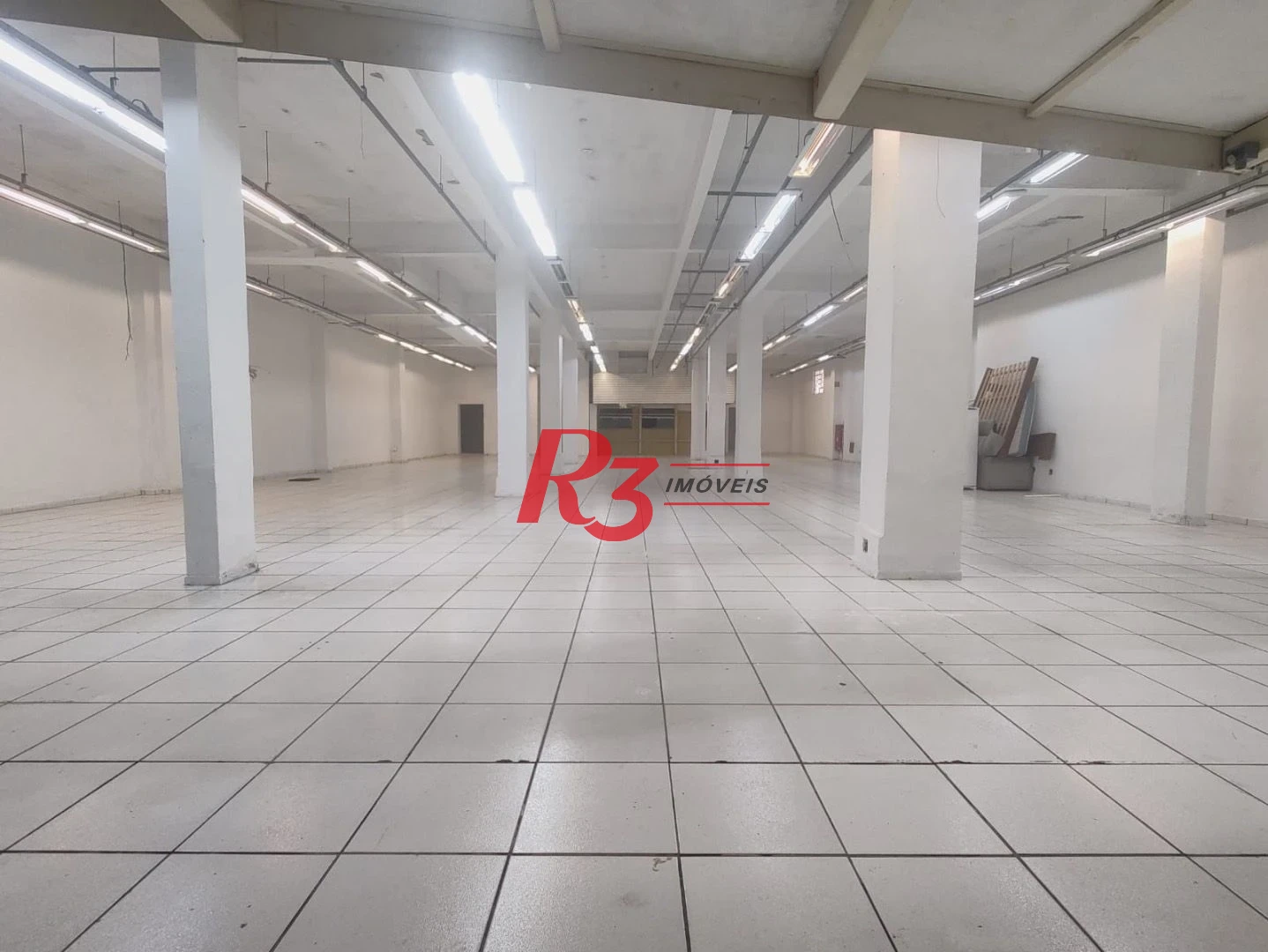 Loja para alugar, 600 m² por R$ 20.000,00/mês - Centro - São Vicente/SP