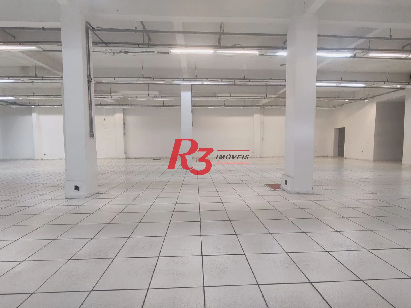 Loja para alugar, 600 m² por R$ 20.000,00/mês - Centro - São Vicente/SP